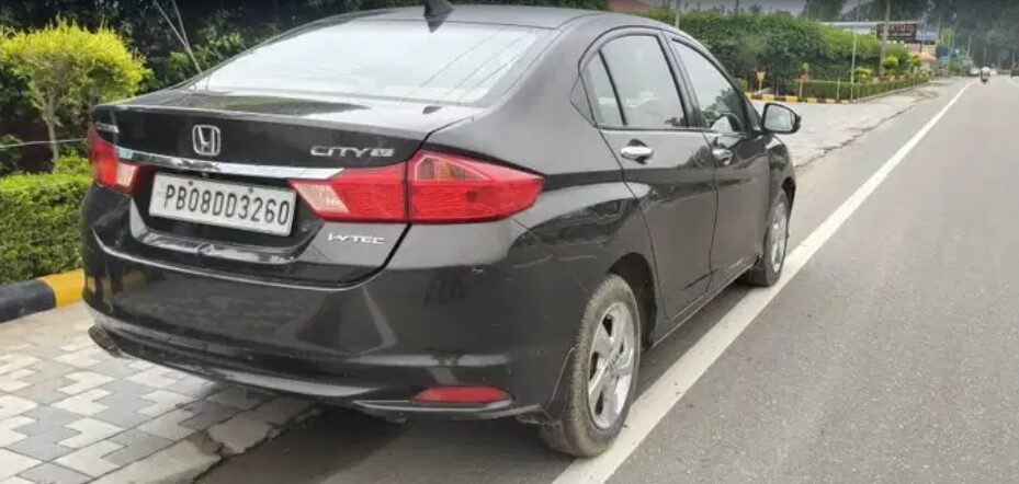 honda-city-2014-2015-v-mt,-201 (2)
